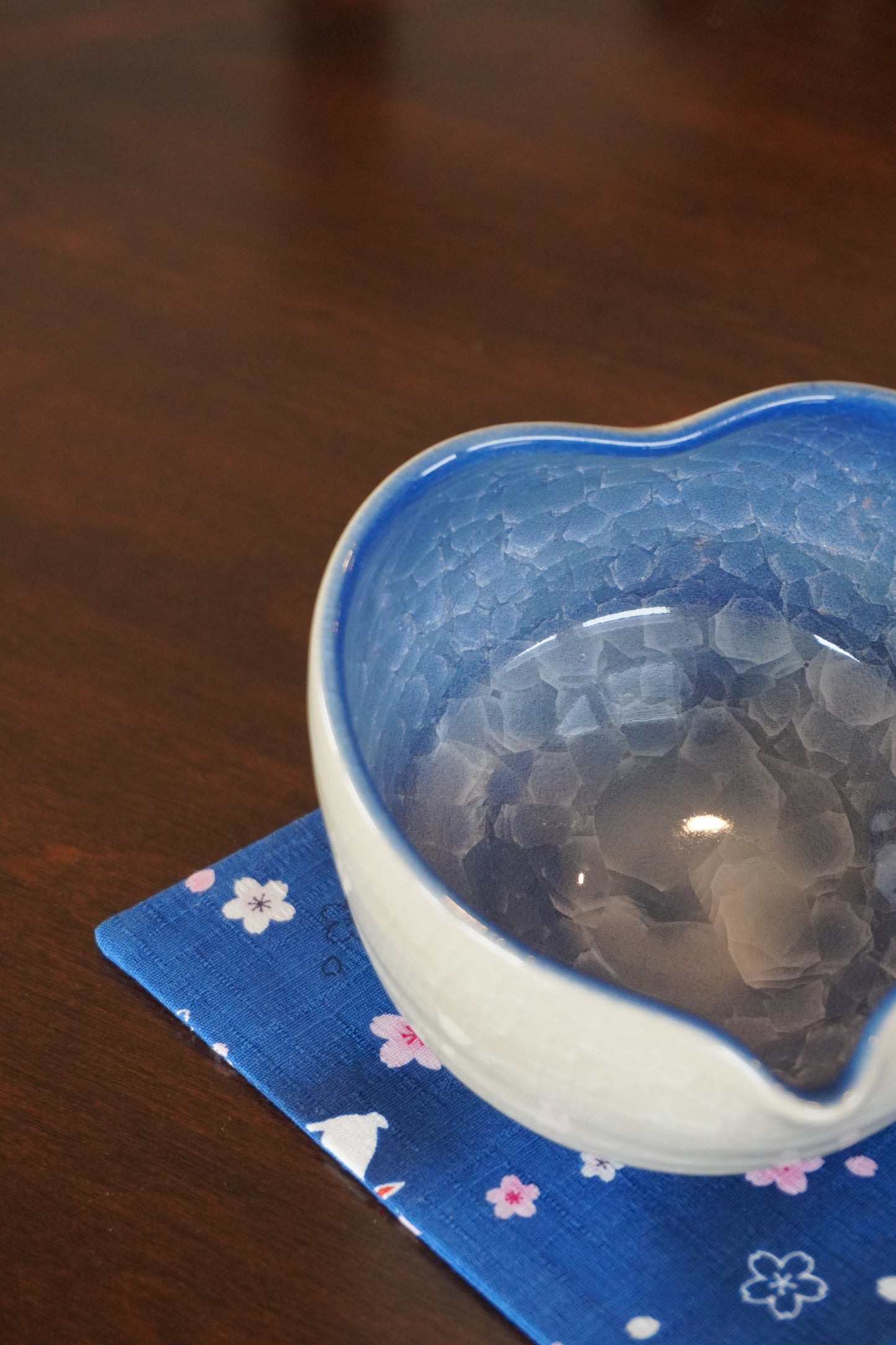 Katakuchi Chawan- Soft V Lip