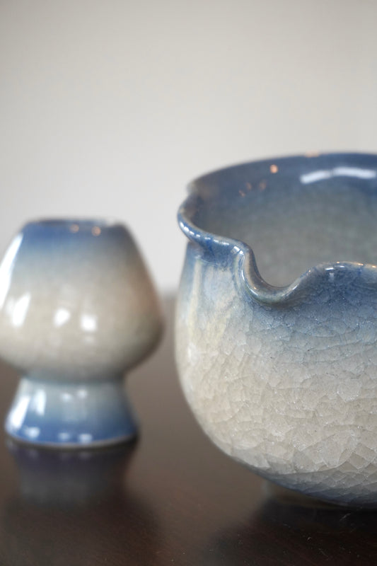 Katakuchi Chawan- Hanami Bloom