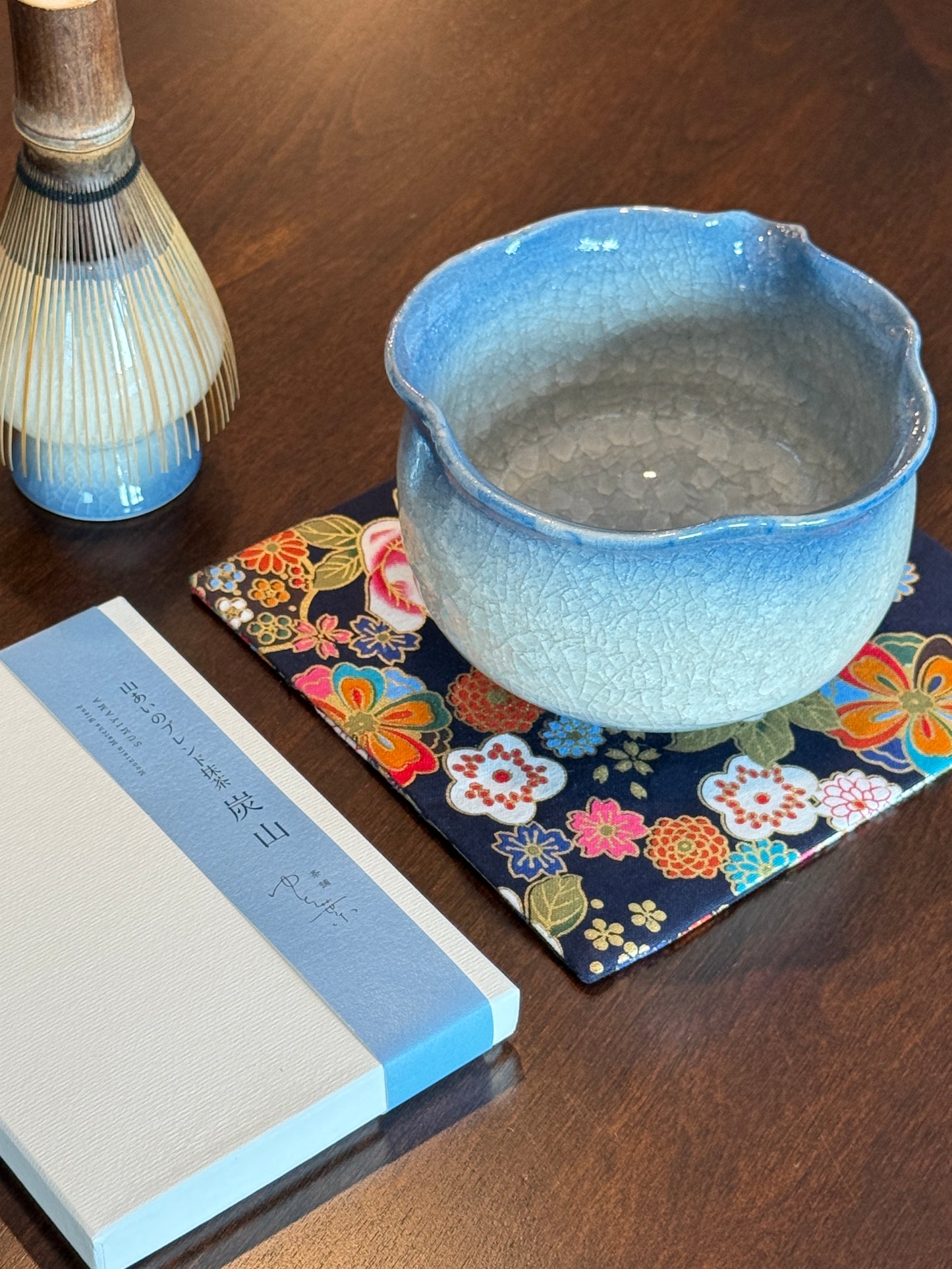Katakuchi Chawan- Hanami Bloom